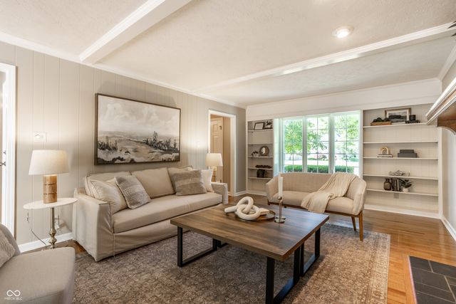 3644 E Carmel Drive, Carmel, IN 46033