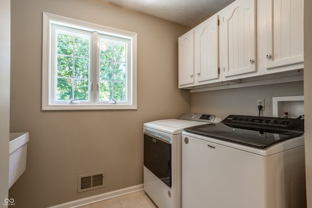 3644 E Carmel Drive, Carmel, IN 46033