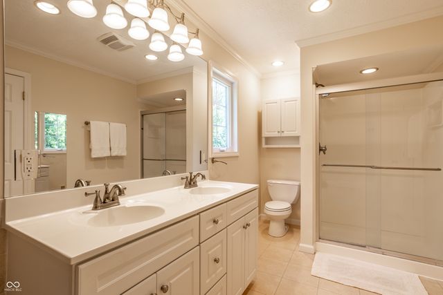 3644 E Carmel Drive, Carmel, IN 46033