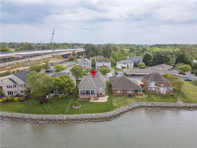 18 Brough LN, Hampton, VA 23669