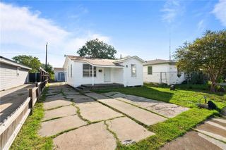 622 Airport B, Corpus Christi, TX 78405