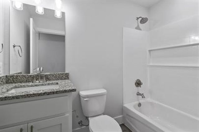 406 W 6th Street 1, Bonham, TX 75418