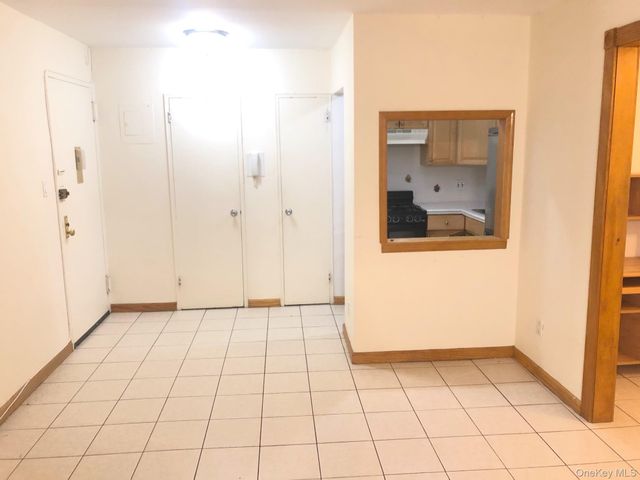 59-30 108 Street 5C, Corona, NY 11368