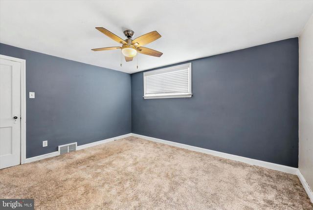 5337 BRITTANY DR, Clifton Heights, PA 19018