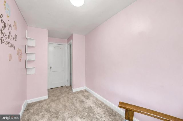 5337 BRITTANY DR, Clifton Heights, PA 19018