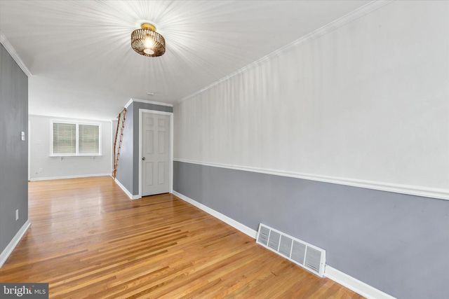 5337 BRITTANY DR, Clifton Heights, PA 19018