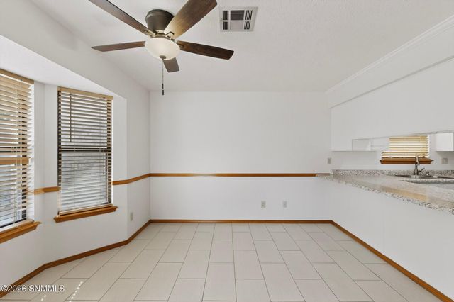 711 Windmill Drive, Las Cruces, NM 88011