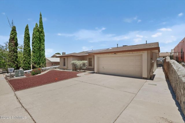 711 Windmill Drive, Las Cruces, NM 88011