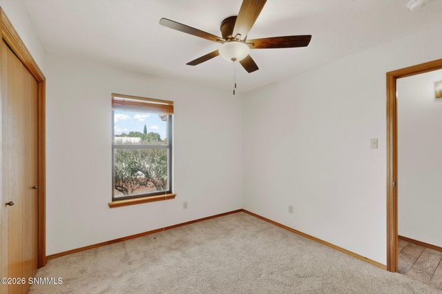 711 Windmill Drive, Las Cruces, NM 88011