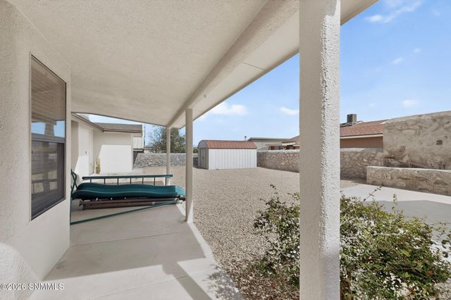 711 Windmill Drive, Las Cruces, NM 88011