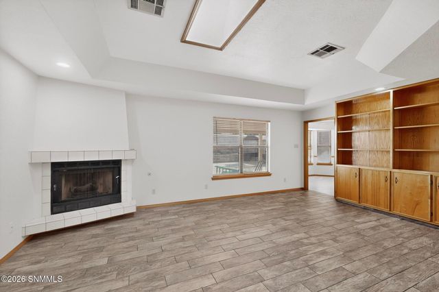 711 Windmill Drive, Las Cruces, NM 88011