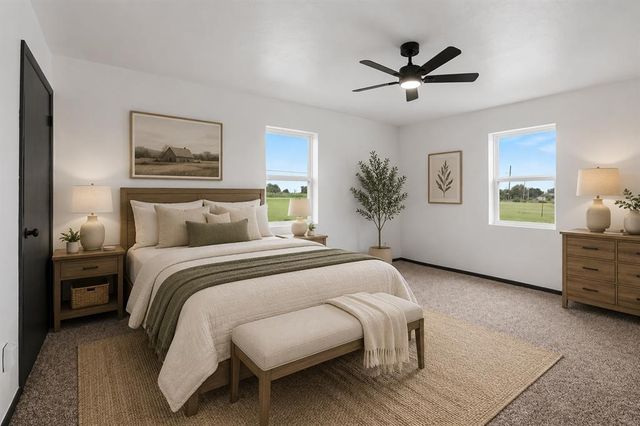 1015 N Midwest Boulevard, Guthrie, OK 73044