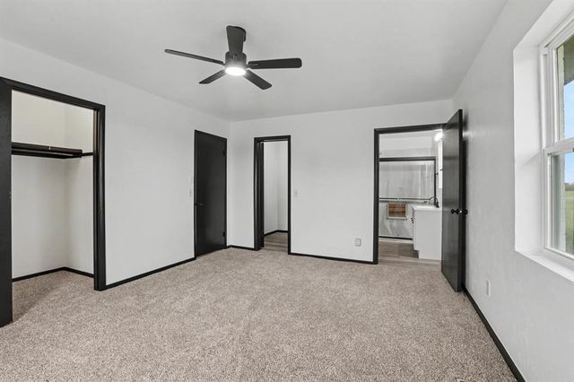 1015 N Midwest Boulevard, Guthrie, OK 73044