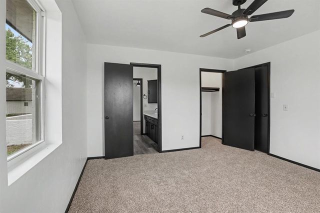1015 N Midwest Boulevard, Guthrie, OK 73044
