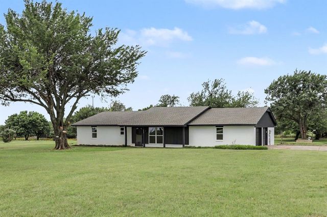 1015 N Midwest Boulevard, Guthrie, OK 73044