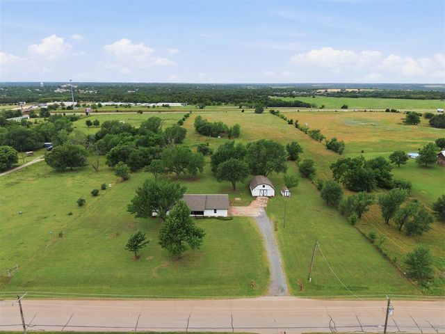 1015 N Midwest Boulevard, Guthrie, OK 73044
