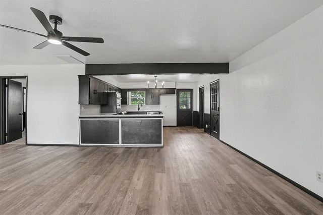 1015 N Midwest Boulevard, Guthrie, OK 73044