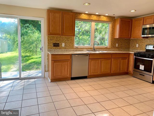 183 HADDON AVE, West Berlin, NJ 08091