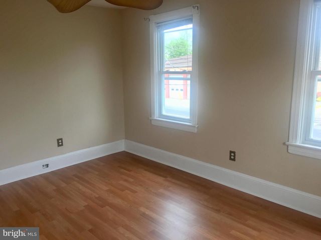 183 HADDON AVE, West Berlin, NJ 08091