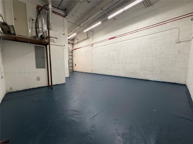 10601 NW 122nd Street 8, Medley, FL 33178