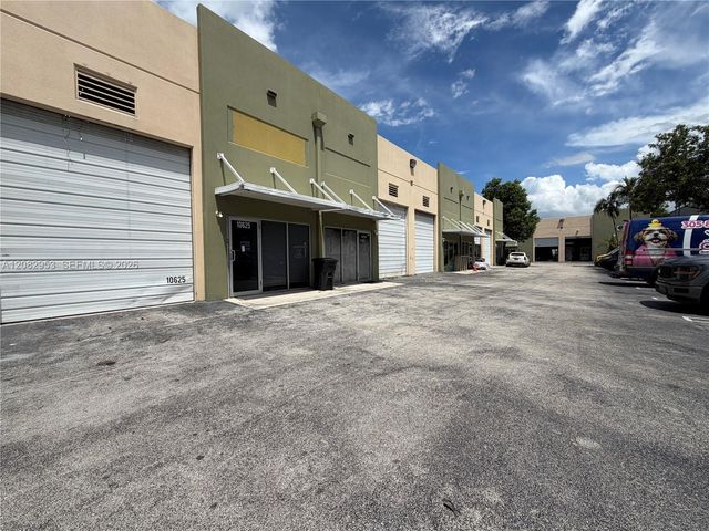 10601 NW 122nd Street 8, Medley, FL 33178