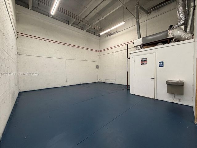 10601 NW 122nd Street 8, Medley, FL 33178