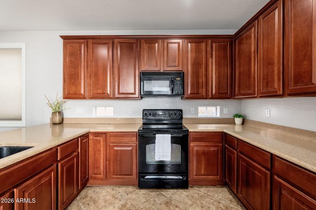 15651 W WESTVIEW Drive, Goodyear, AZ 85395