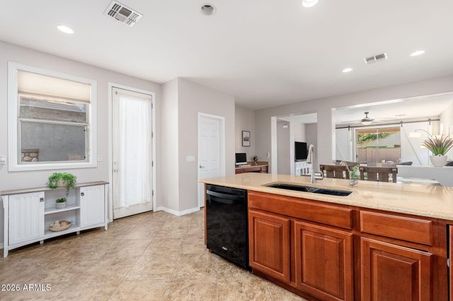 15651 W WESTVIEW Drive, Goodyear, AZ 85395