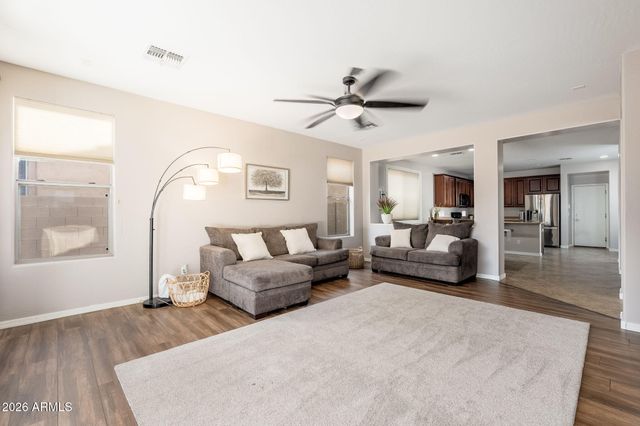 15651 W WESTVIEW Drive, Goodyear, AZ 85395