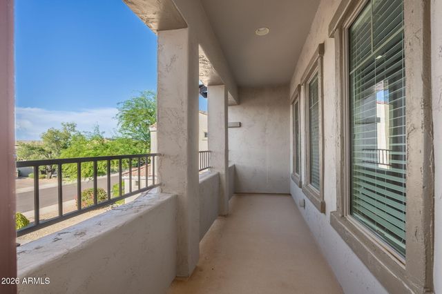 15651 W WESTVIEW Drive, Goodyear, AZ 85395