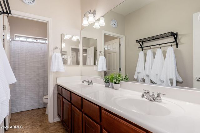 15651 W WESTVIEW Drive, Goodyear, AZ 85395