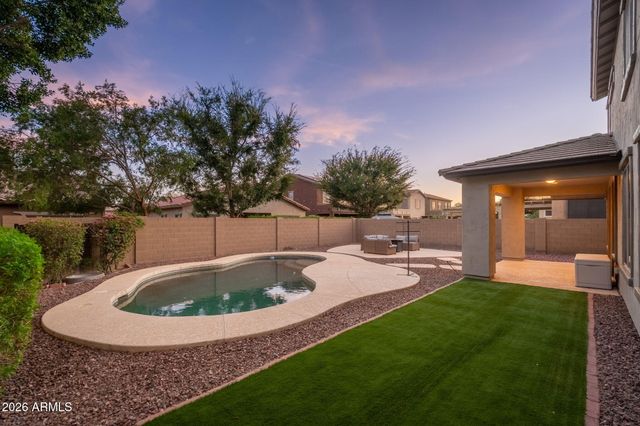15651 W WESTVIEW Drive, Goodyear, AZ 85395