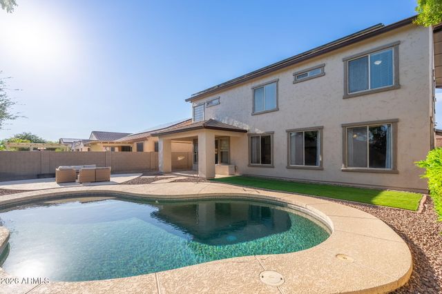 15651 W WESTVIEW Drive, Goodyear, AZ 85395