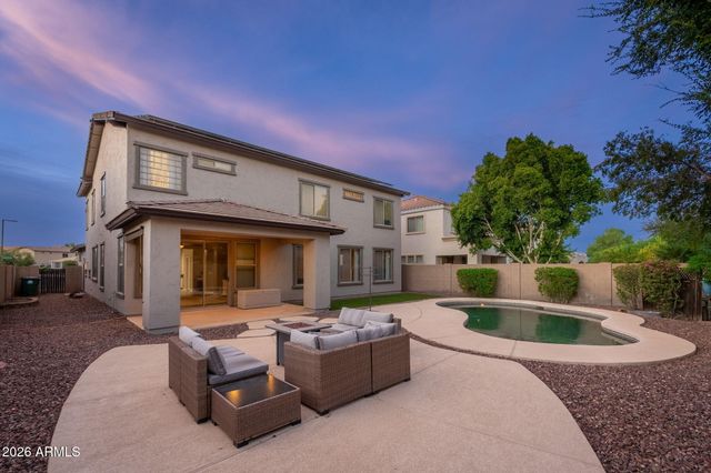 15651 W WESTVIEW Drive, Goodyear, AZ 85395