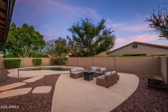 15651 W WESTVIEW Drive, Goodyear, AZ 85395