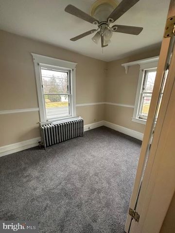 4007 HULMEVILLE RD, Bensalem, PA 19020