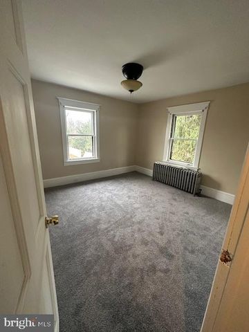 4007 HULMEVILLE RD, Bensalem, PA 19020