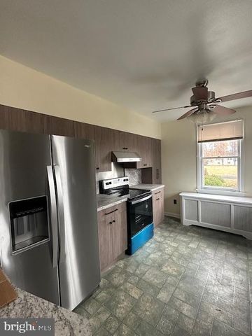 4007 HULMEVILLE RD, Bensalem, PA 19020