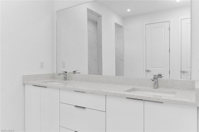 4202 NW 33rd ST, Cape Coral, FL 33993