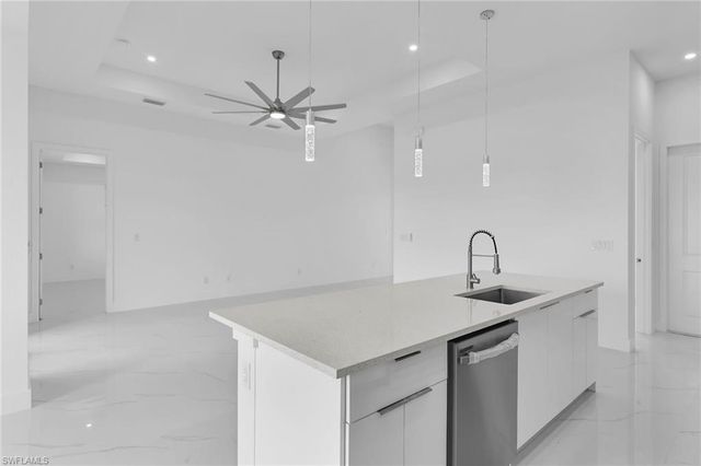 4202 NW 33rd ST, Cape Coral, FL 33993
