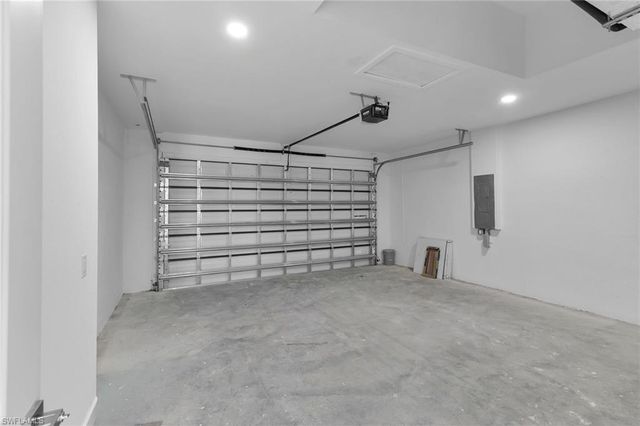 4202 NW 33rd ST, Cape Coral, FL 33993