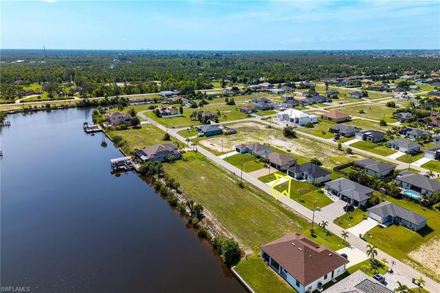 4202 NW 33rd ST, Cape Coral, FL 33993