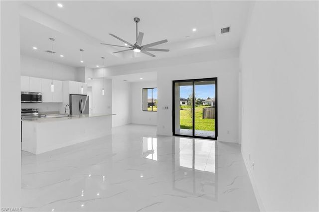 4202 NW 33rd ST, Cape Coral, FL 33993