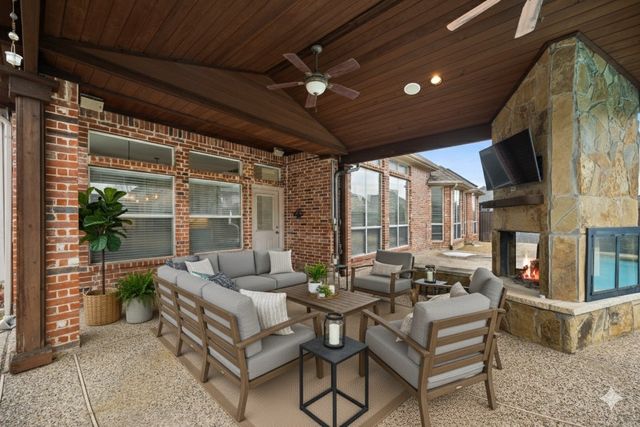 4392 Liam Drive, Frisco, TX 75034