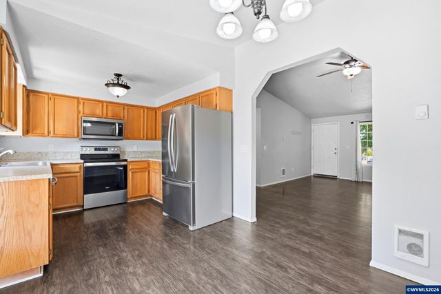 5201 9th Ct SE, Salem, OR 97306