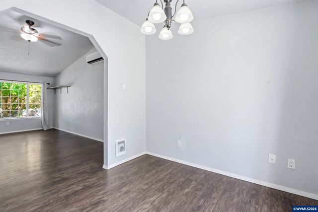 5201 9th Ct SE, Salem, OR 97306