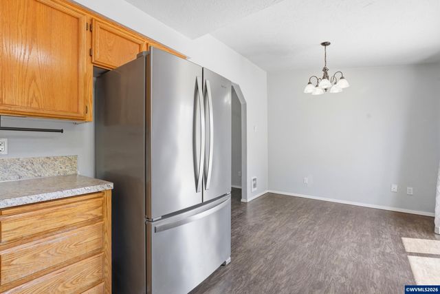 5201 9th Ct SE, Salem, OR 97306