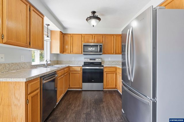 5201 9th Ct SE, Salem, OR 97306