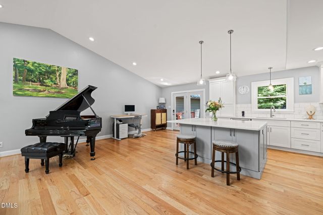 1212 Tallyho Trail, Chapel Hill, NC 27516