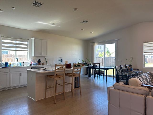 15583 Kellogg Crk, Lathrop, CA 95330